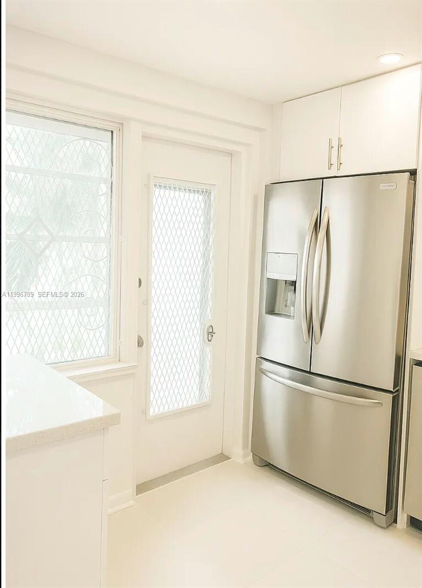 GOLDEN VIEW CONDO - Residential