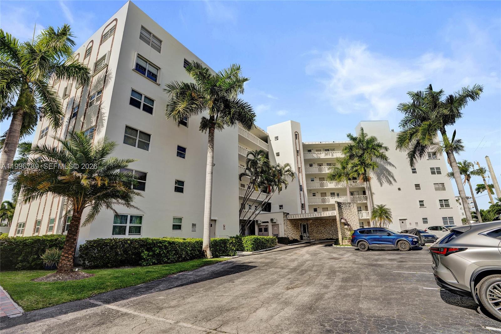 3181 S Ocean Dr 306 W