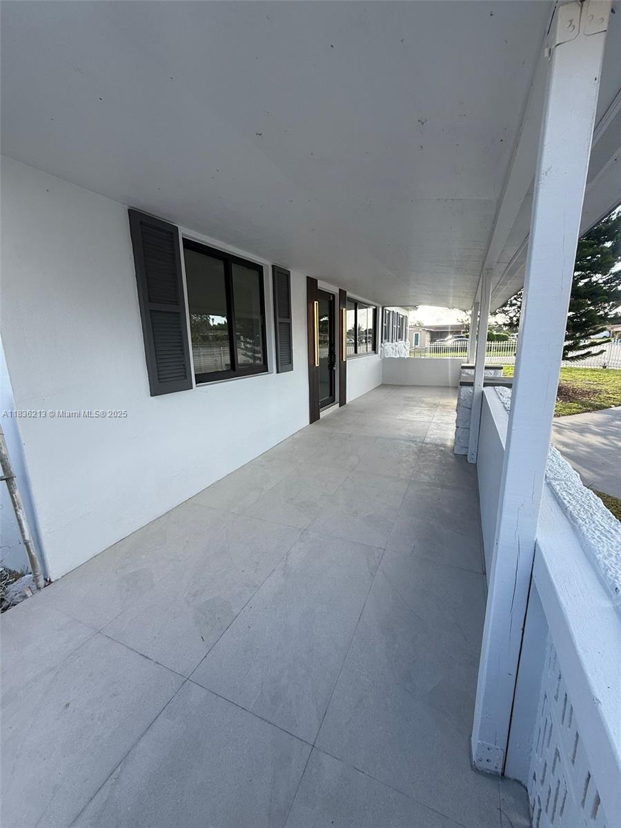 1041 NW 199th St, Miami Gardens, FL, 33169/$634,900 3 1041 NW 199th St