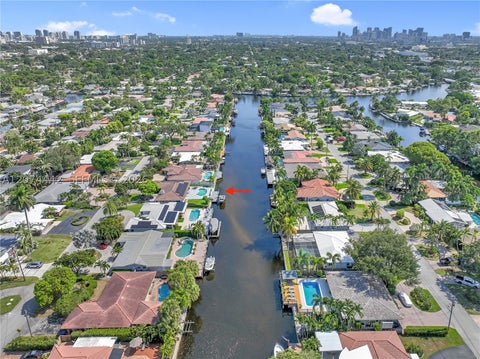 Tiny photo for 2225 NE 16th Ave, Wilton Manors, FL 33305 (MLS # A12074442)