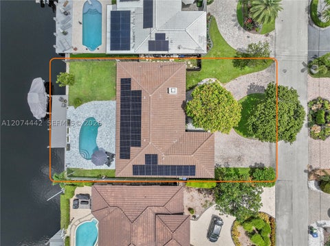 Tiny photo for 2225 NE 16th Ave, Wilton Manors, FL 33305 (MLS # A12074442)