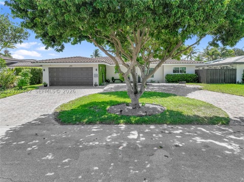 Photo of 2225 NE 16th Ave, Wilton Manors, FL 33305 (MLS # A12074442)