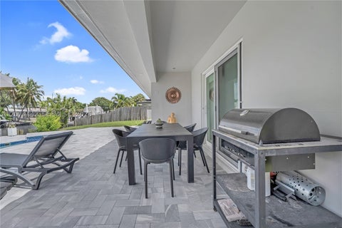 Tiny photo for 2225 NE 16th Ave, Wilton Manors, FL 33305 (MLS # A12074442)