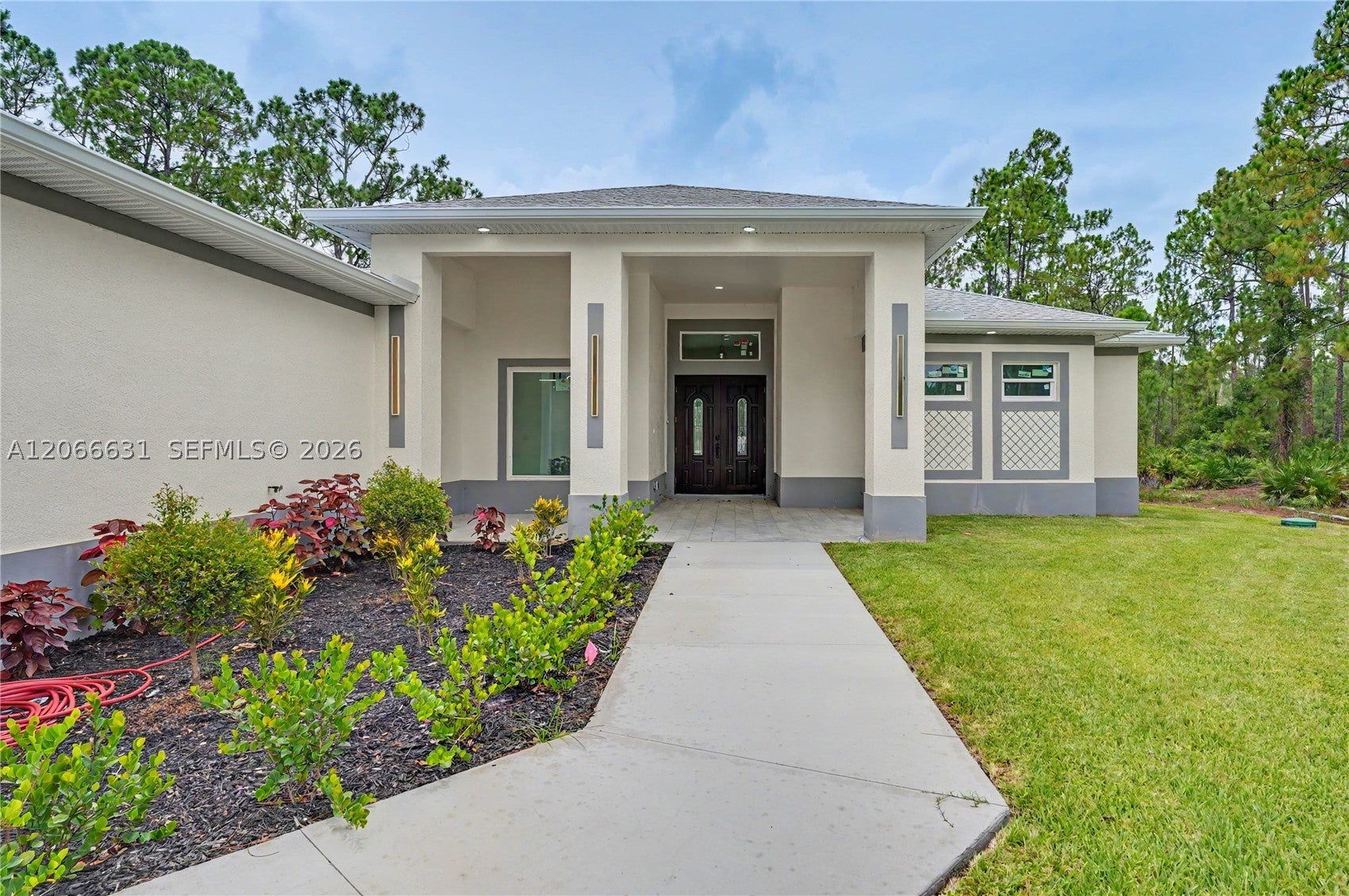 1113 leroy ave