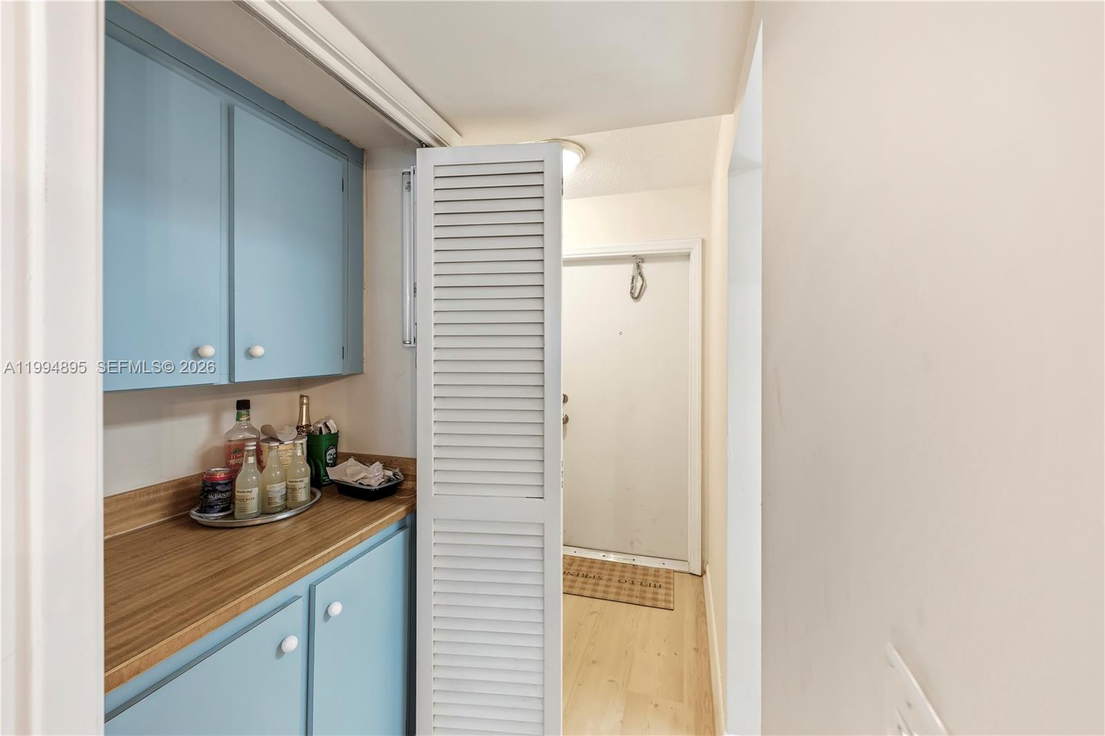 KINGS PARK GARDEN APTS CO - Residential