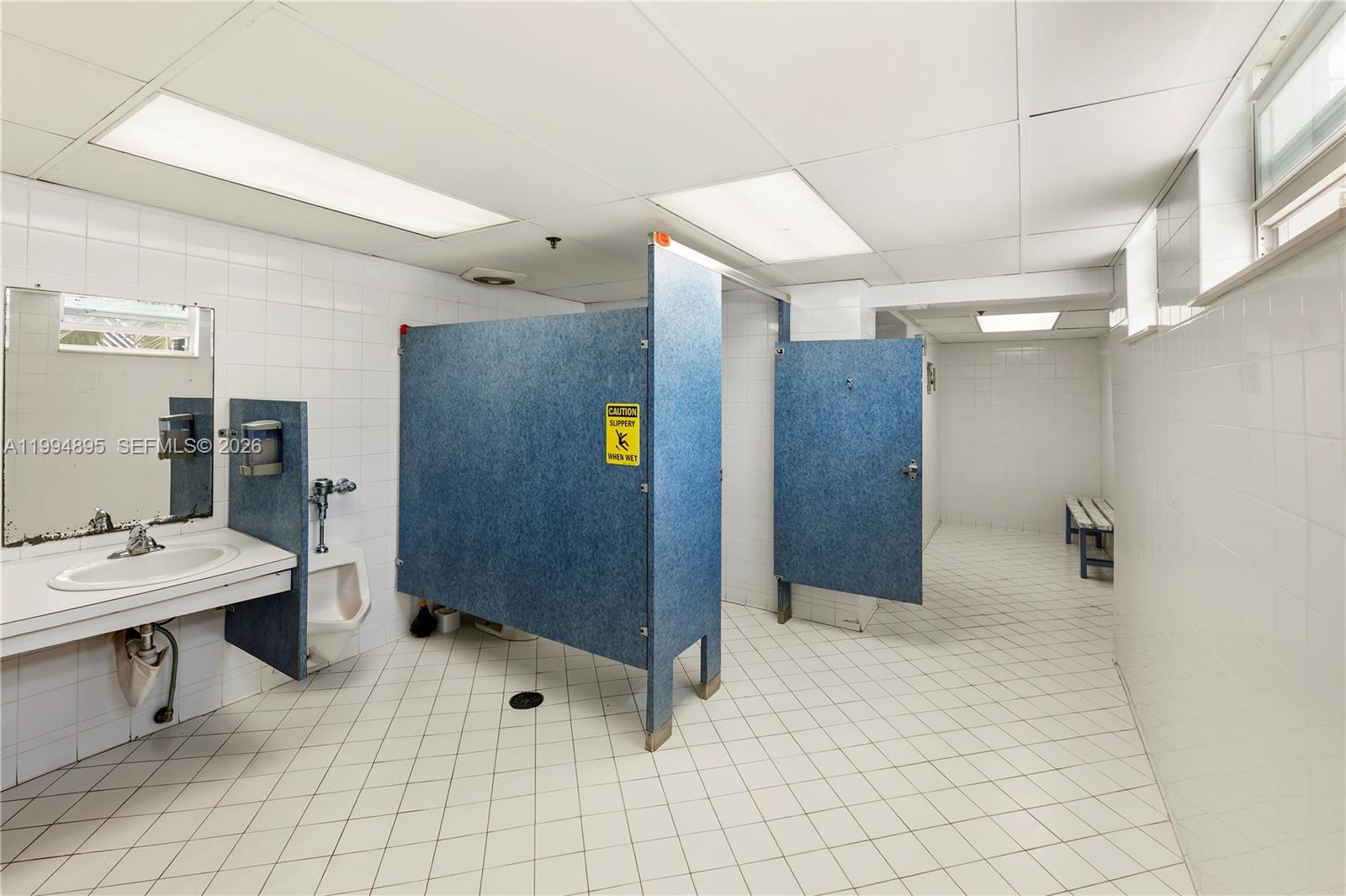 KINGS PARK GARDEN APTS CO - Residential