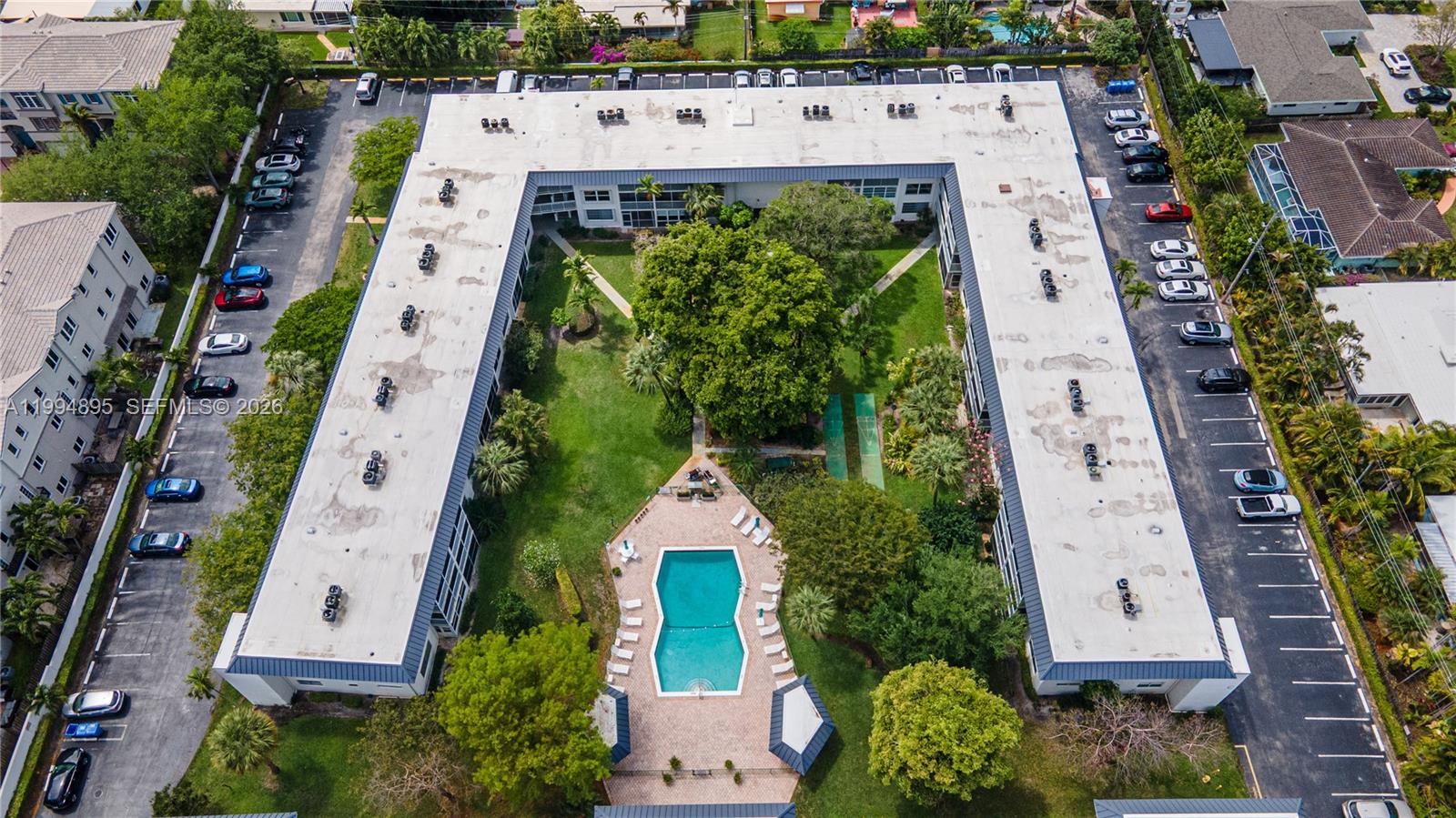 KINGS PARK GARDEN APTS CO - Residential