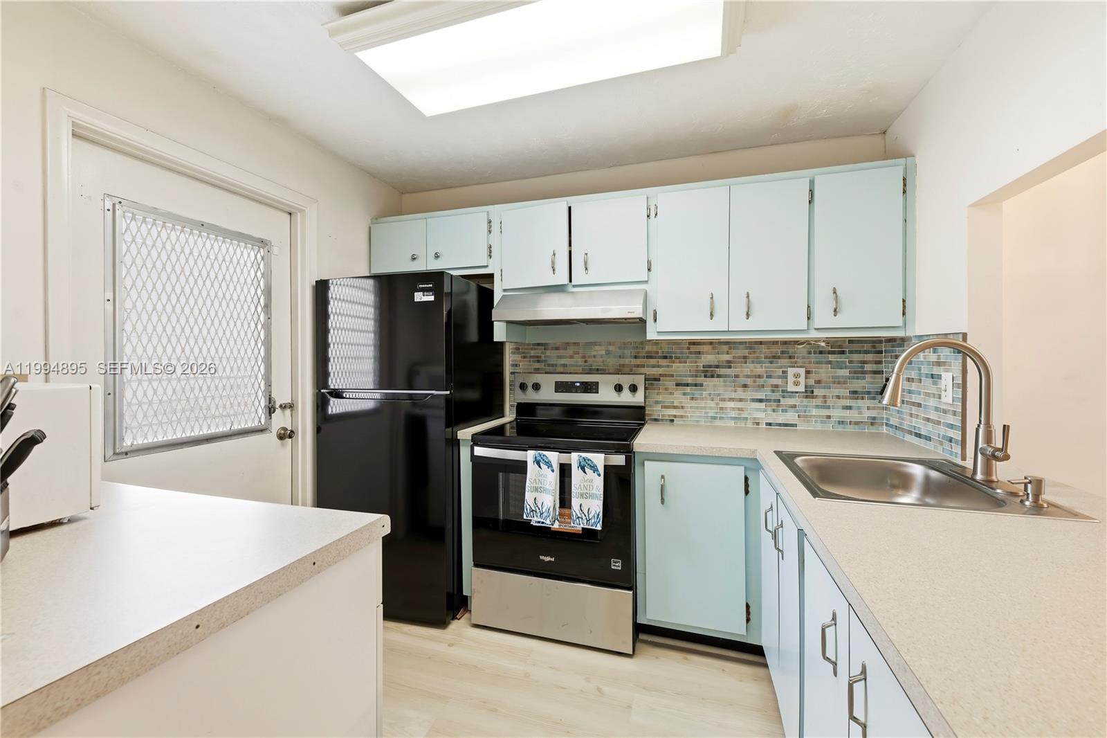 KINGS PARK GARDEN APTS CO - Residential