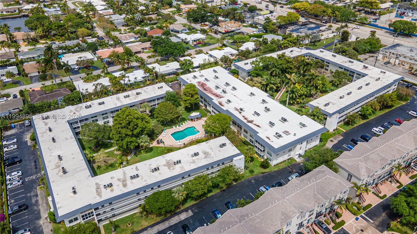 KINGS PARK GARDEN APTS CO - Residential