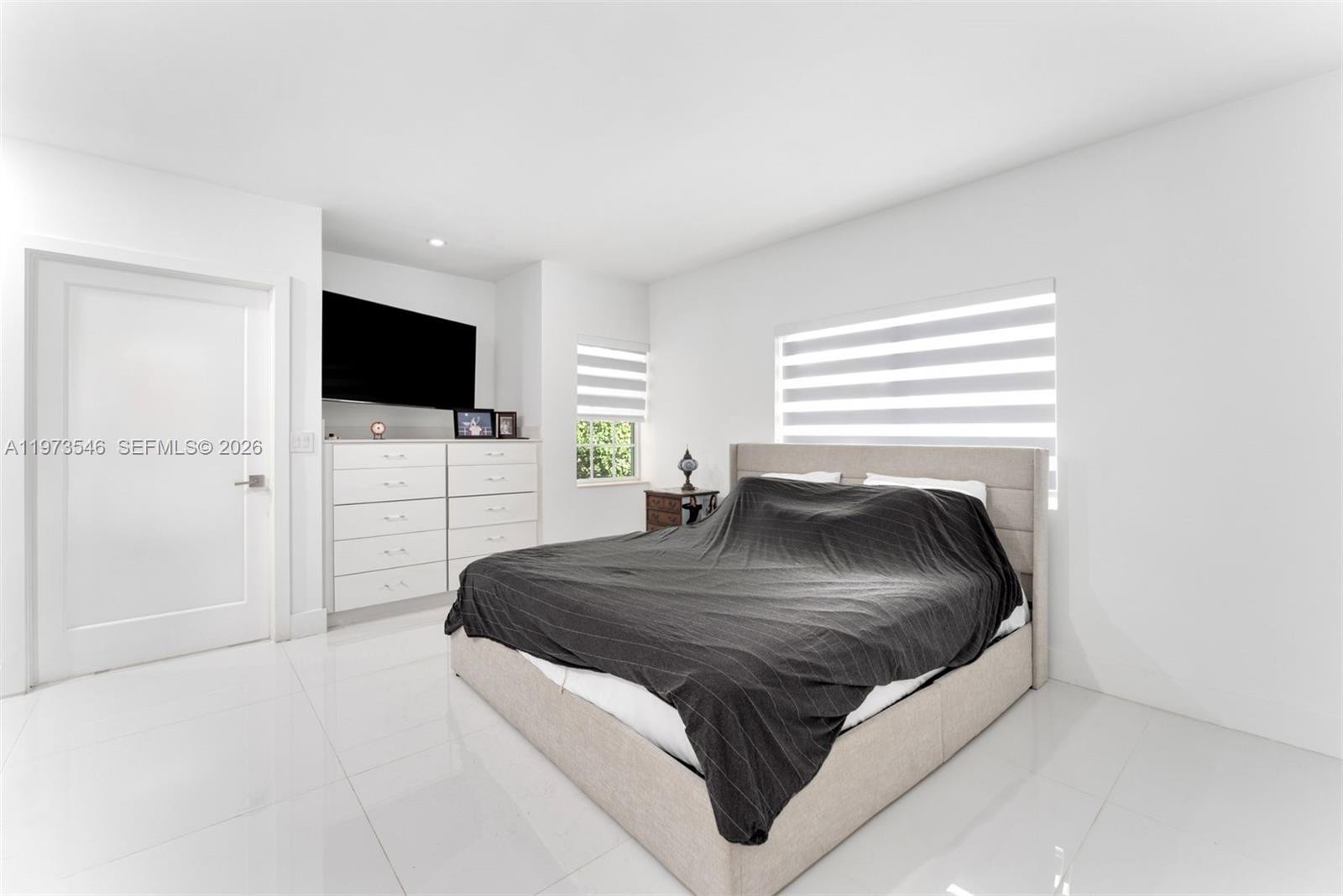 BRICKELL HAMMOCK UNIT NO - Residential