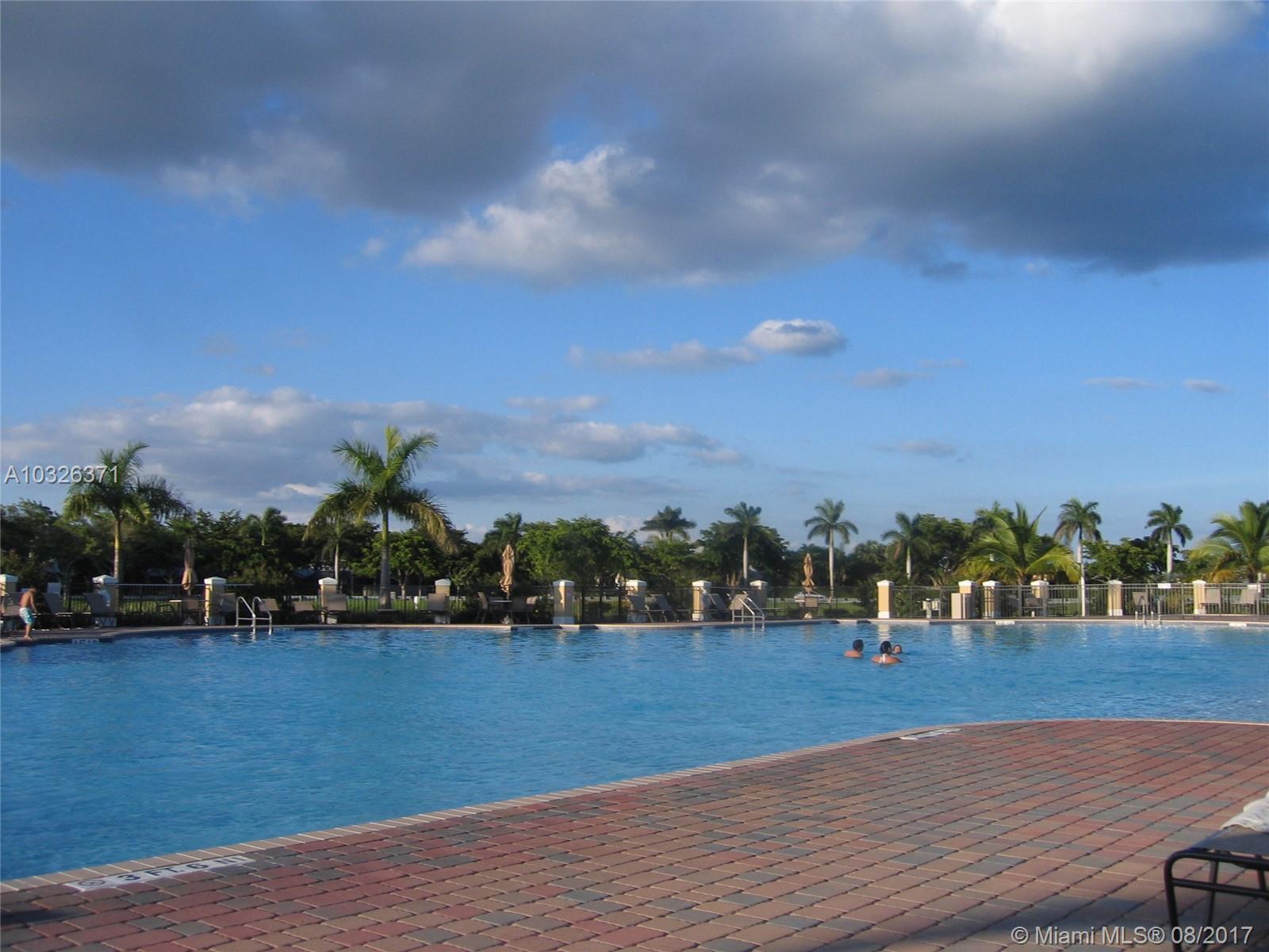 The Courts At Bayshore II - Residential Lease