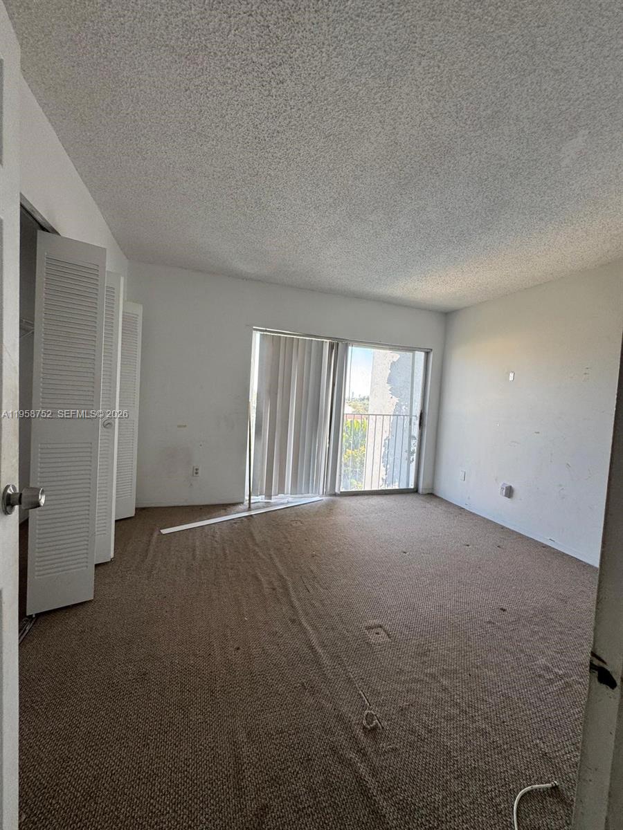 RIVERVIEW VILLAGE CONDO - Residential