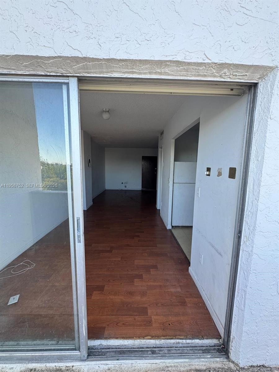 RIVERVIEW VILLAGE CONDO - Residential