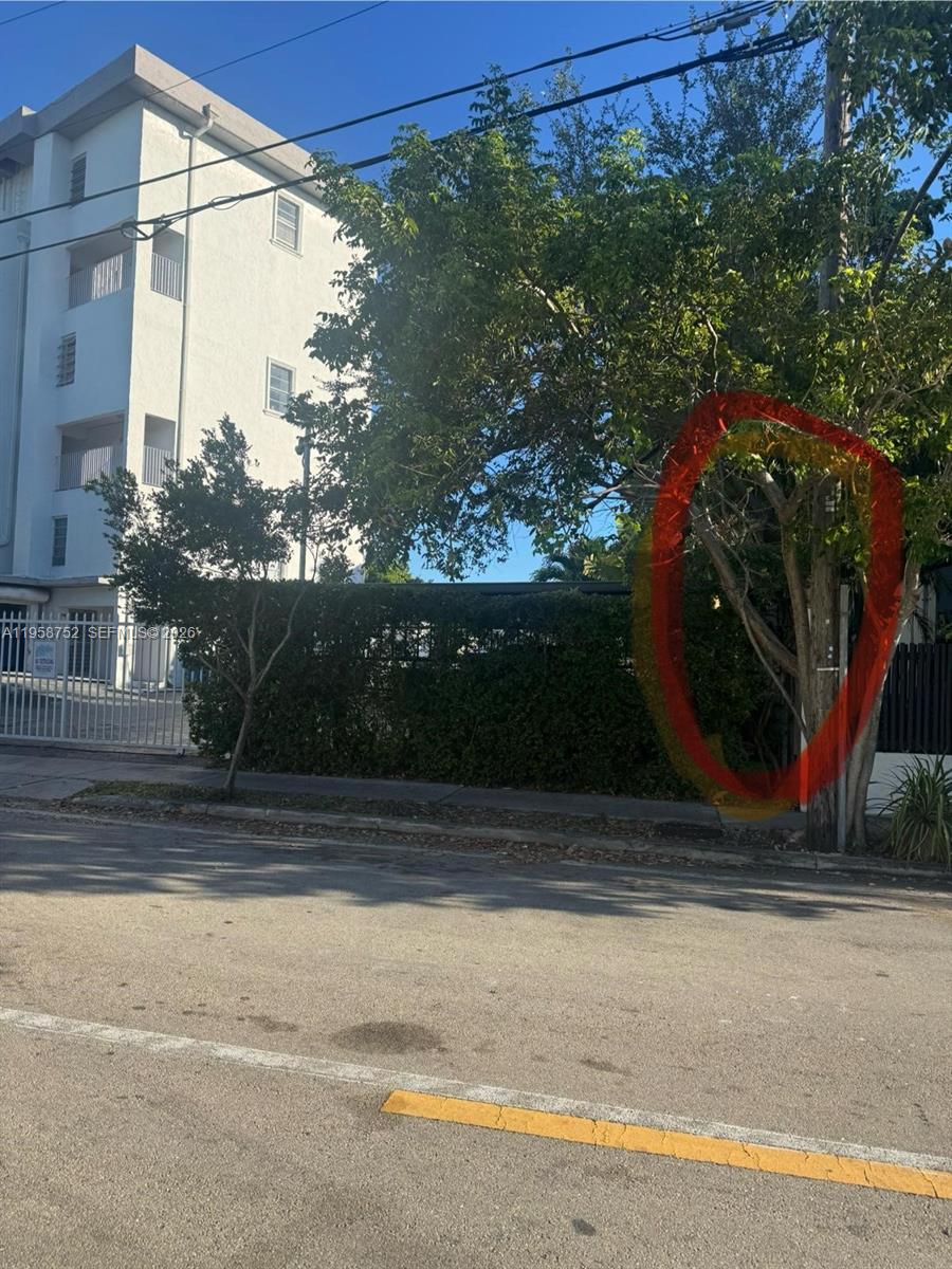 RIVERVIEW VILLAGE CONDO - Residential