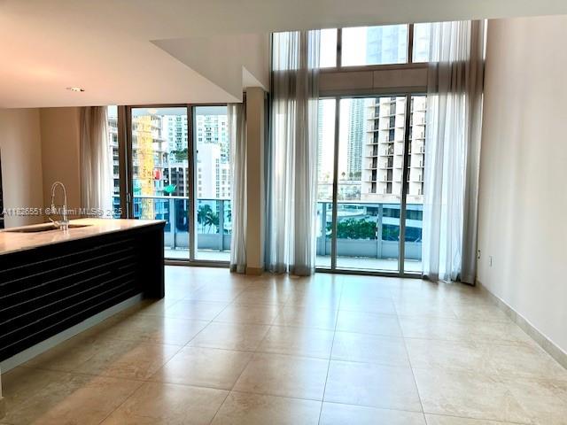 200 Biscayne Boulevard Way 701