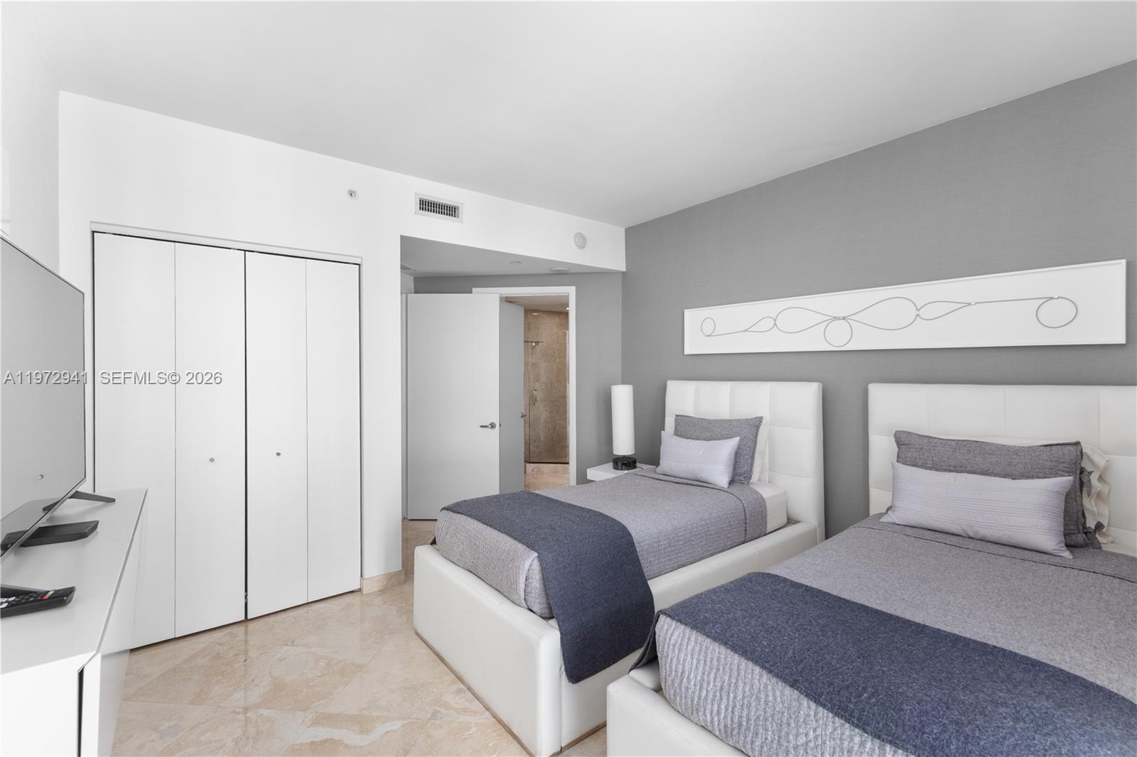 JADE RESIDENCES AT BRICKE - Residential