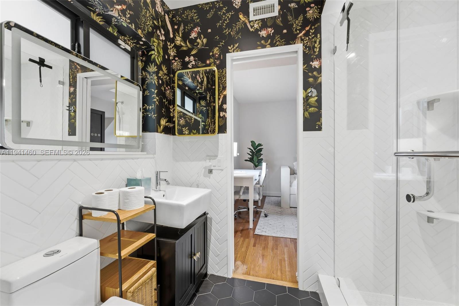 AMD PL MIAMI SHORES SEC 5 - Residential