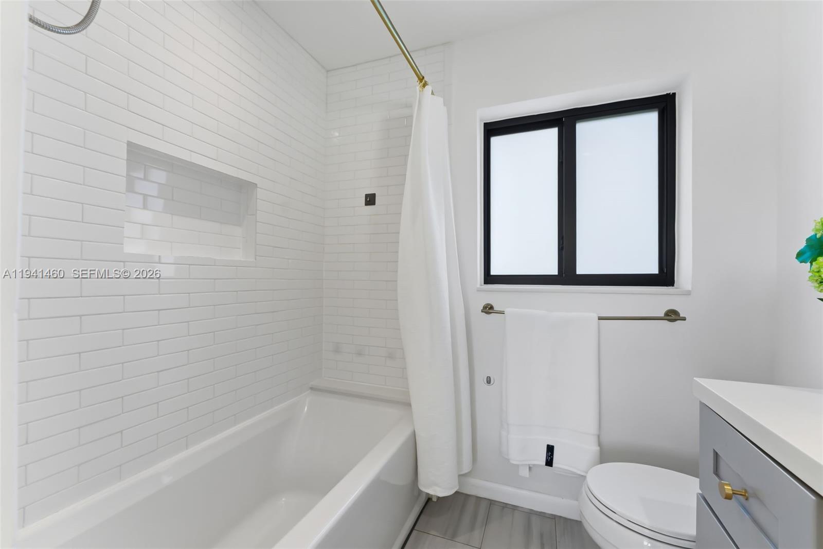 AMD PL MIAMI SHORES SEC 5 - Residential