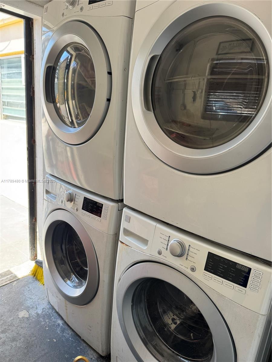 GREYNOLDS ARMS CO-OP APTS - Residential