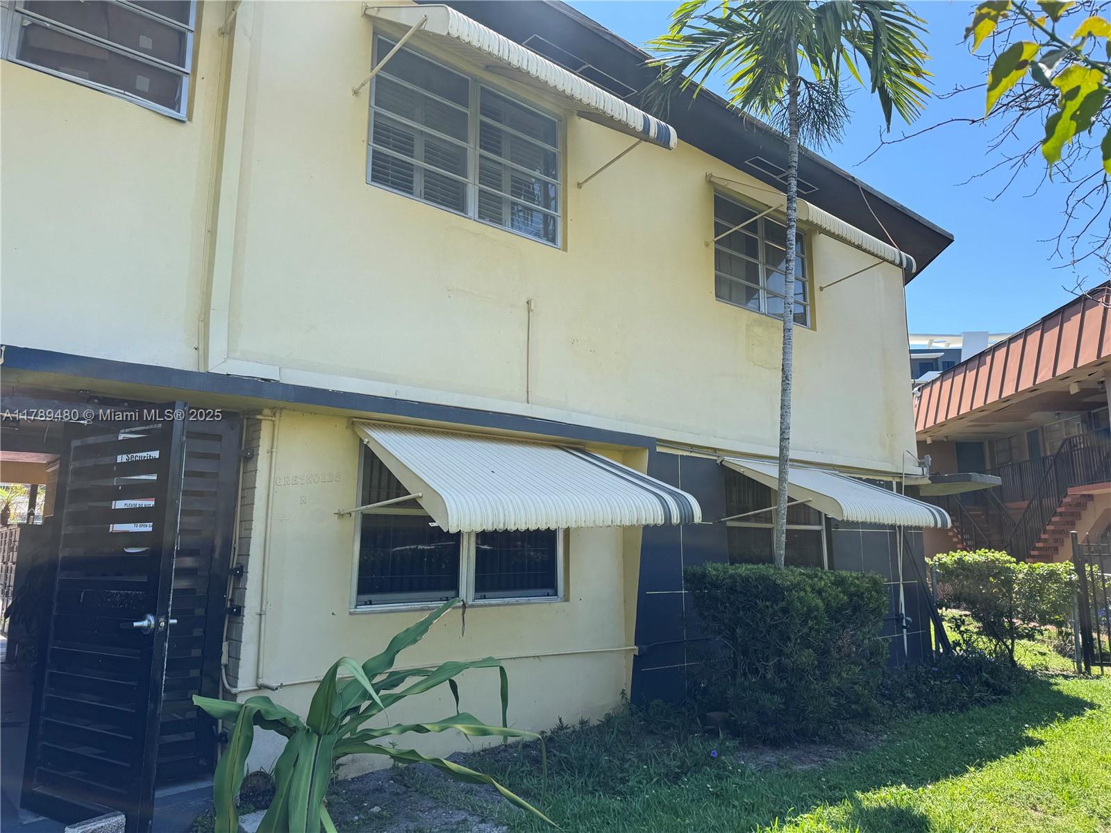 GREYNOLDS ARMS CO-OP APTS - Residential