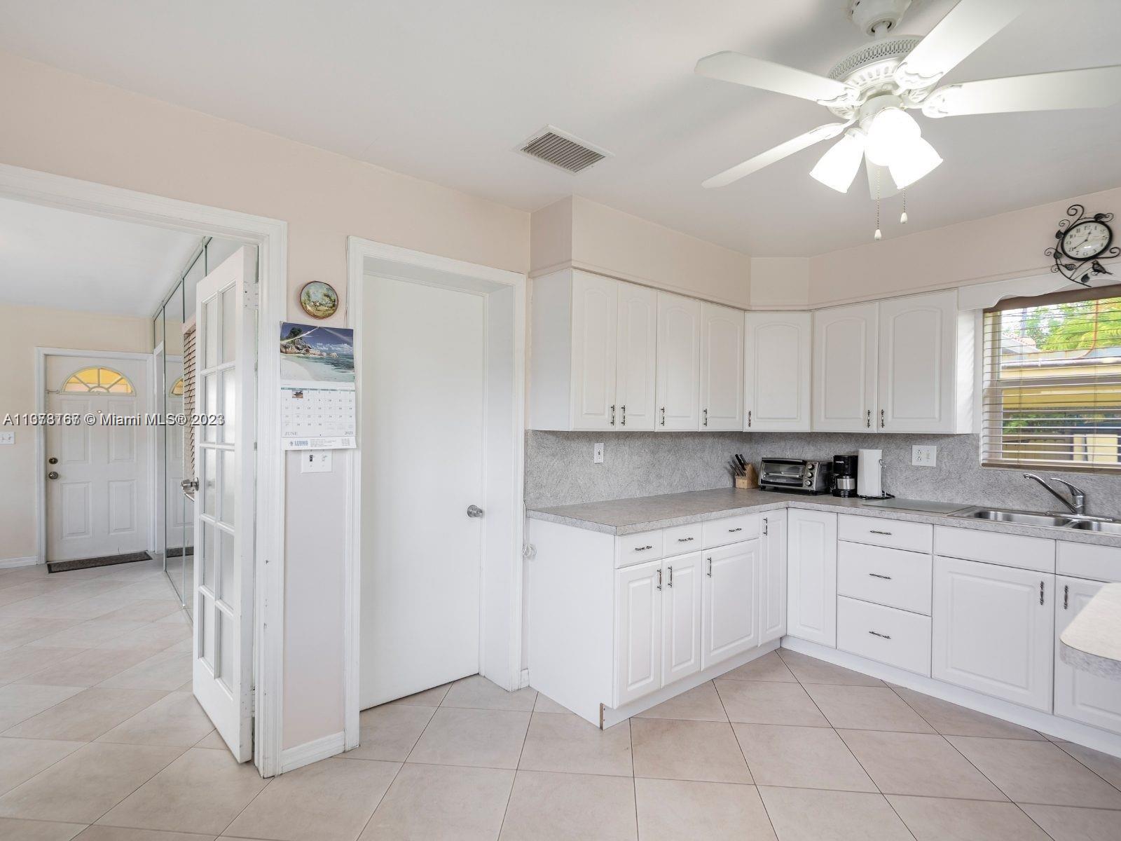 SHANGRI-LA - Residential Lease