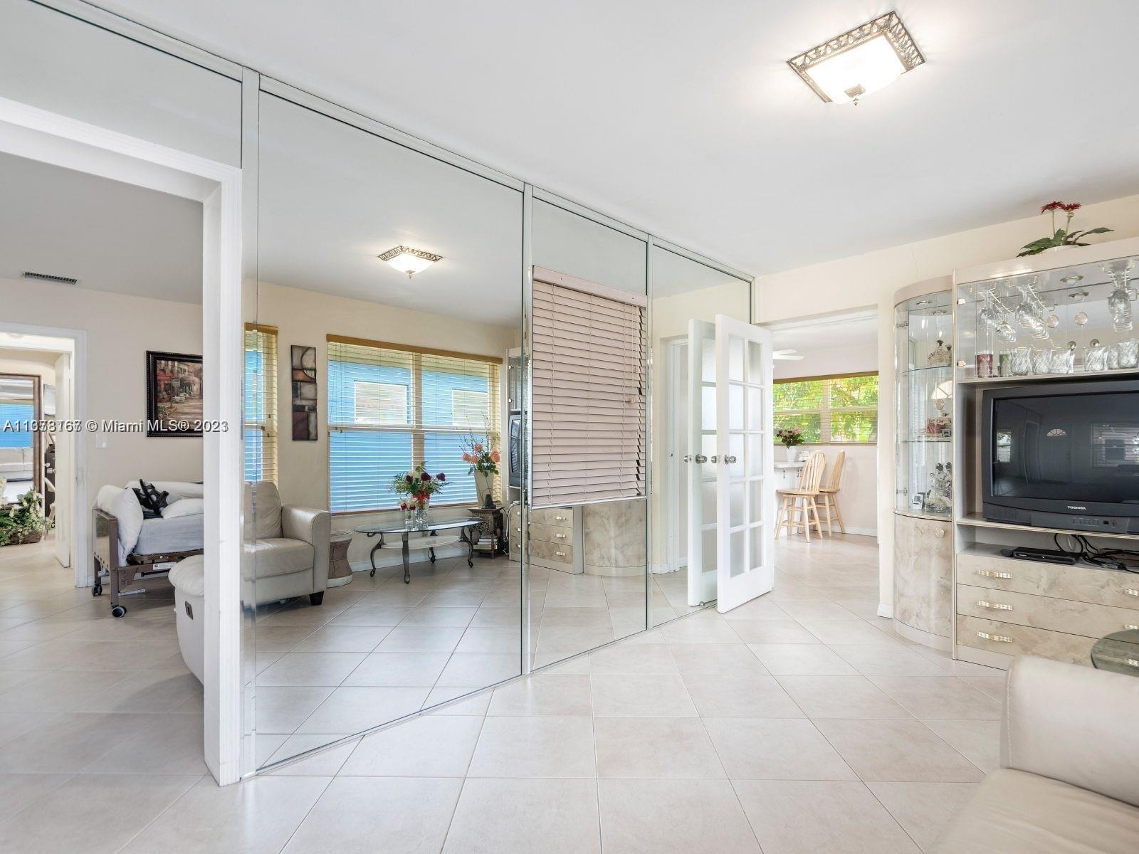 SHANGRI-LA - Residential Lease