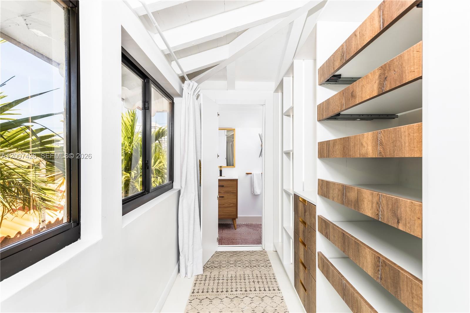 BEACH VIEW SUB - Residential Lease