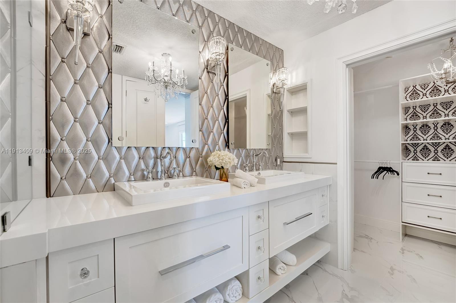 VILLAS OF OCEAN DUNES - Residential