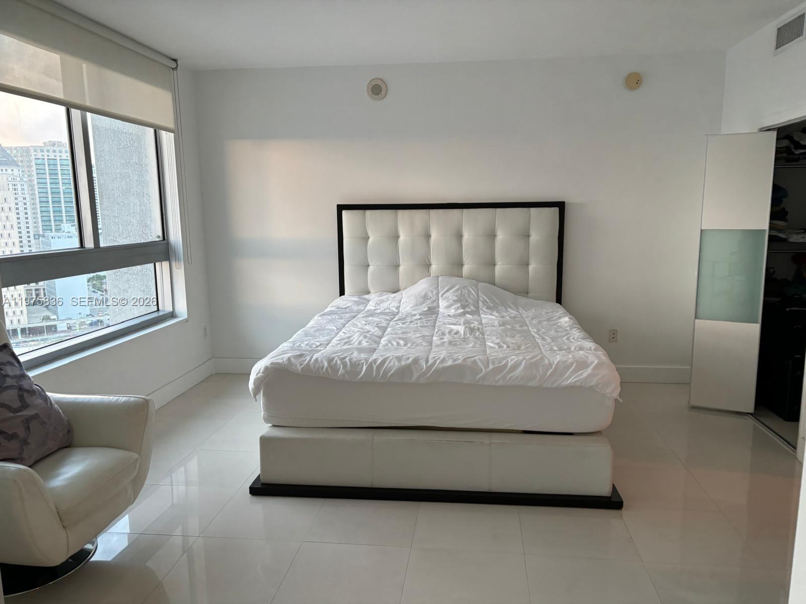 IVY CONDO - Residential Lease