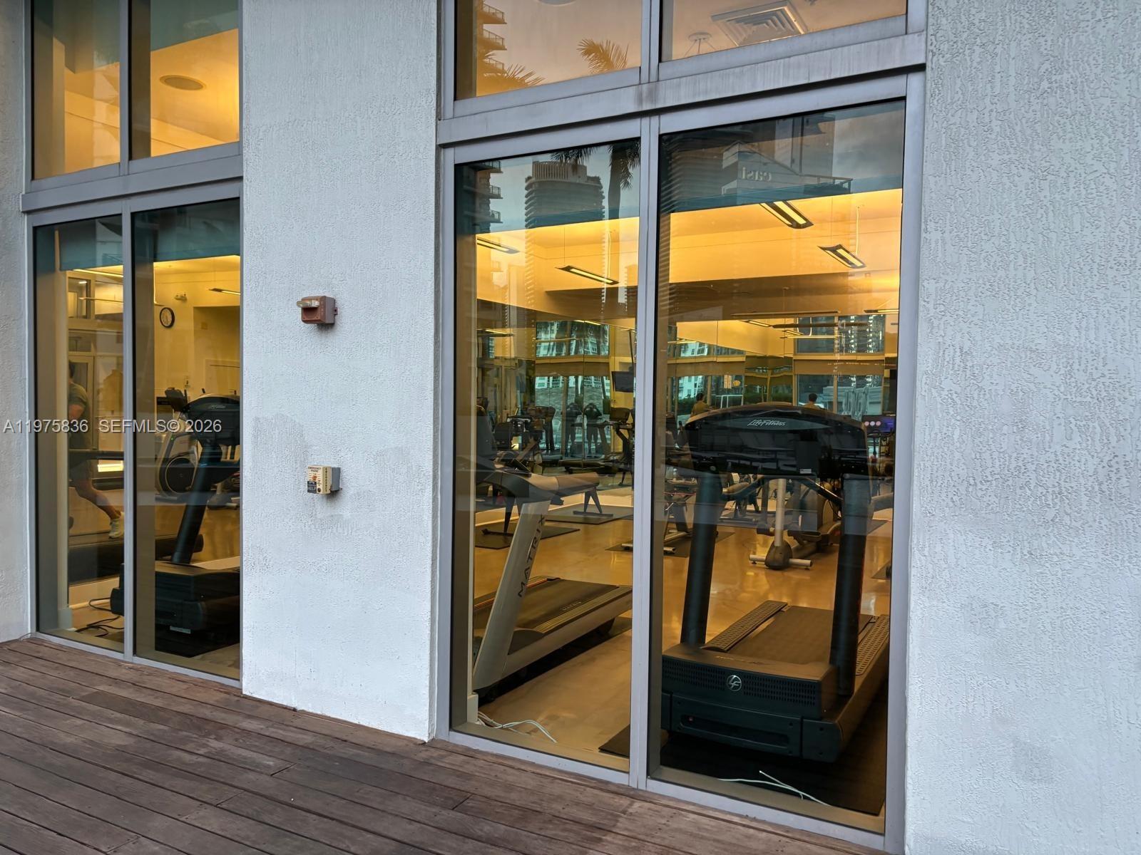 IVY CONDO - Residential Lease