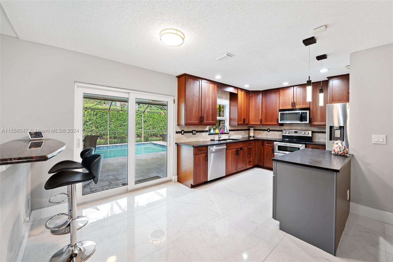 CYPRESS RUN - Residential