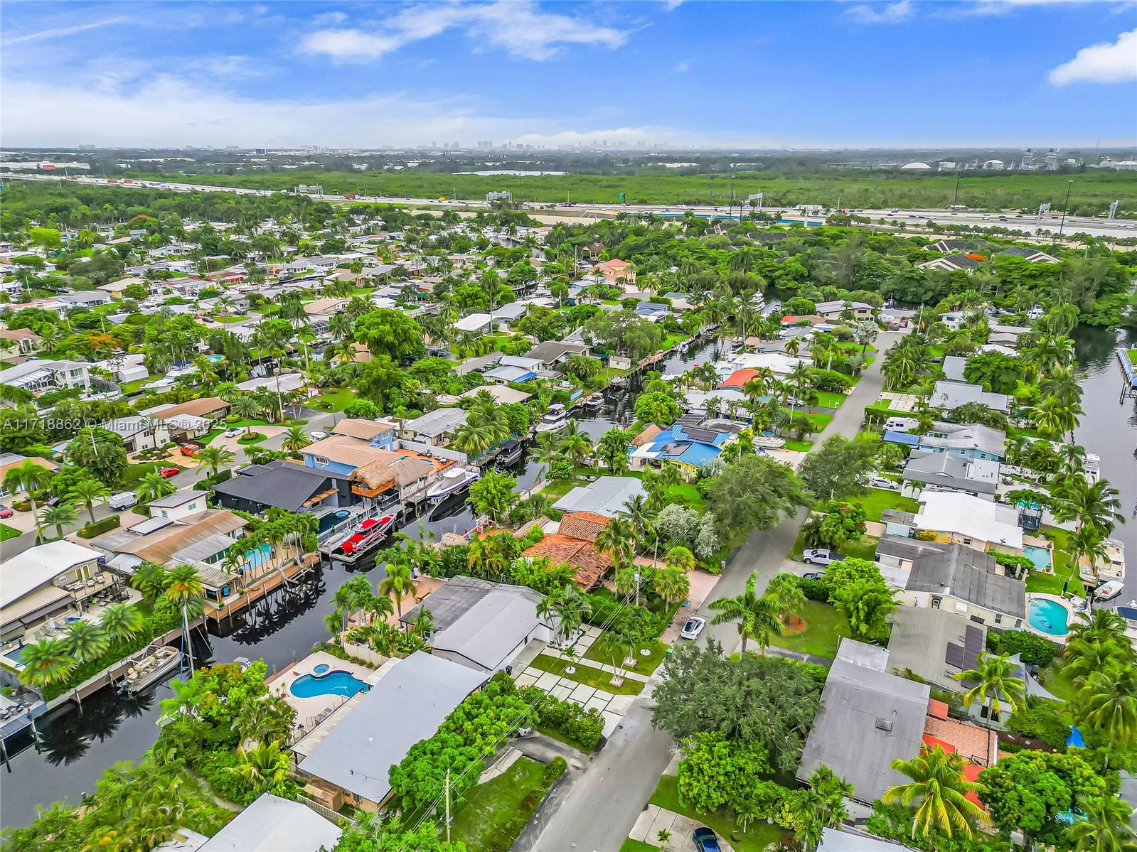 LAUDERDALE ISLES NO 2-BLK - Residential