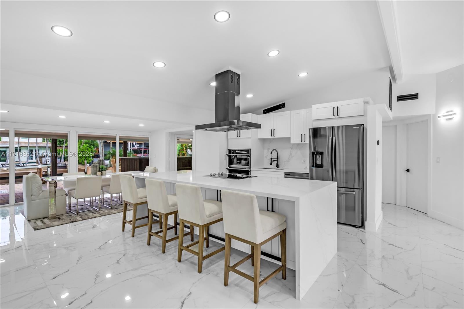LAUDERDALE ISLES NO 2-BLK - Residential