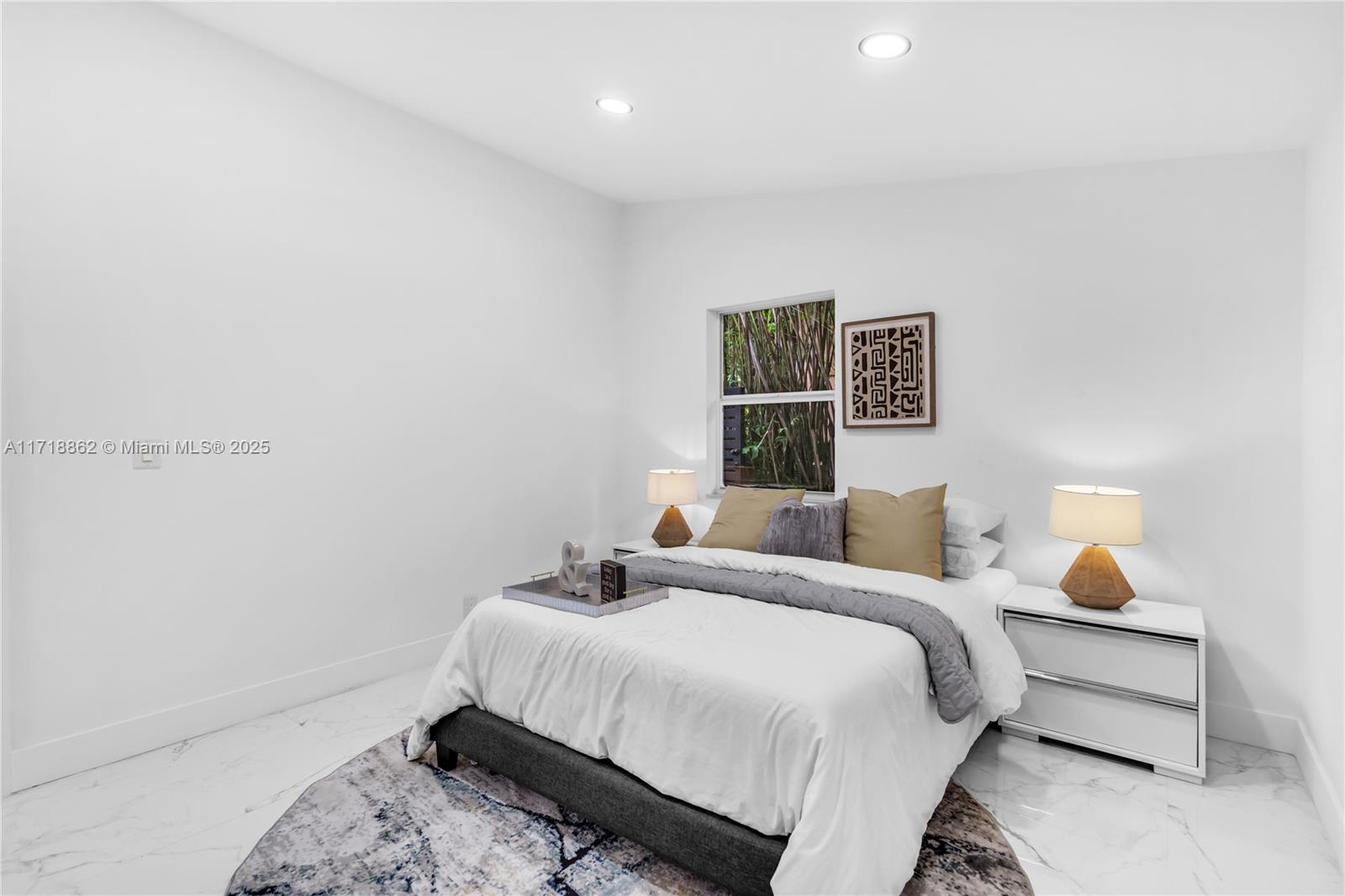 LAUDERDALE ISLES NO 2-BLK - Residential