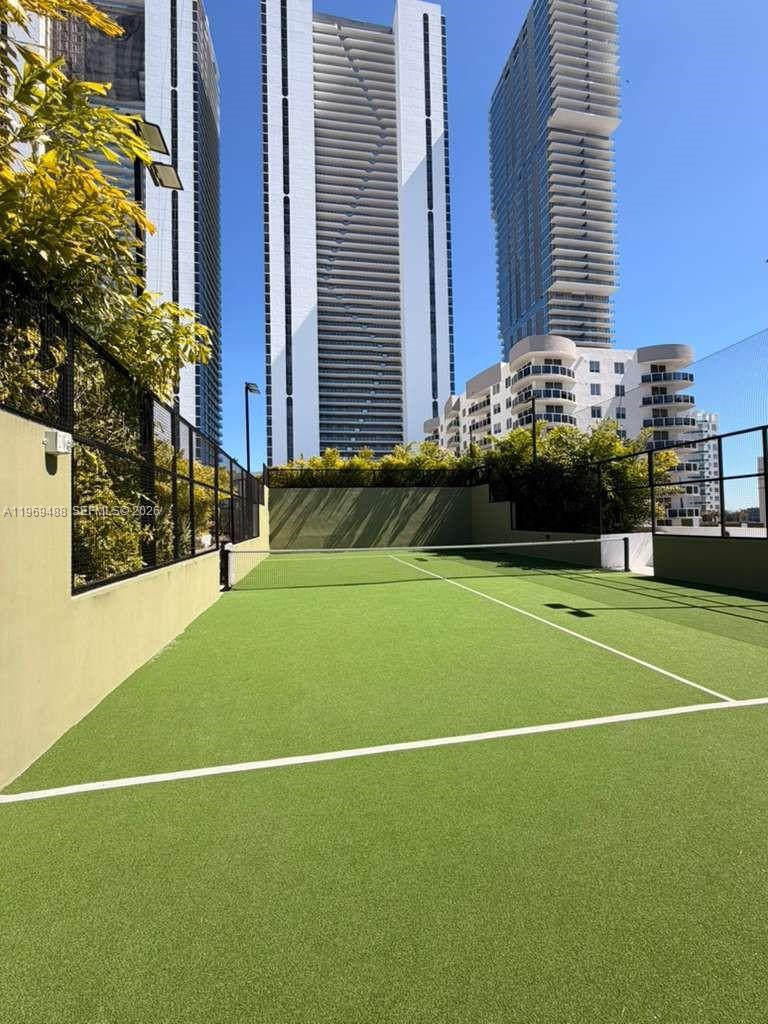 BAY BREZEE - Residential