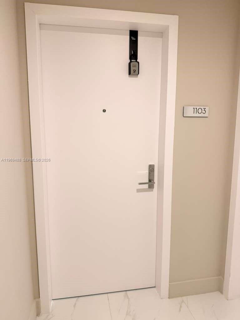 BAY BREZEE - Residential