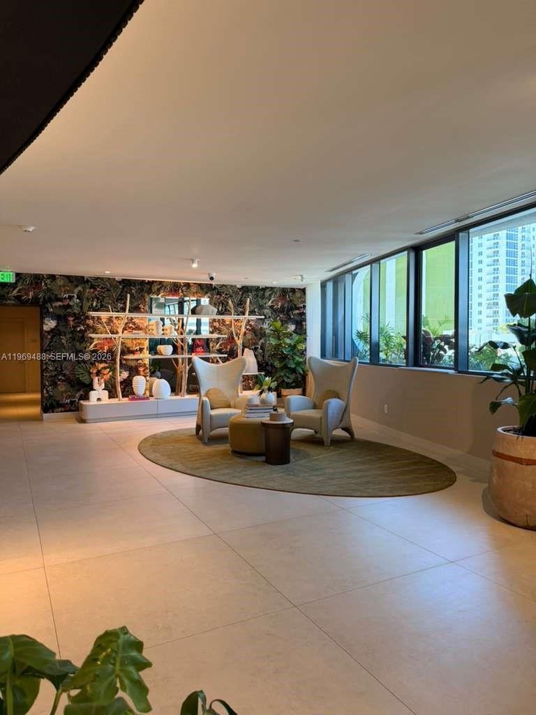 BAY BREZEE - Residential