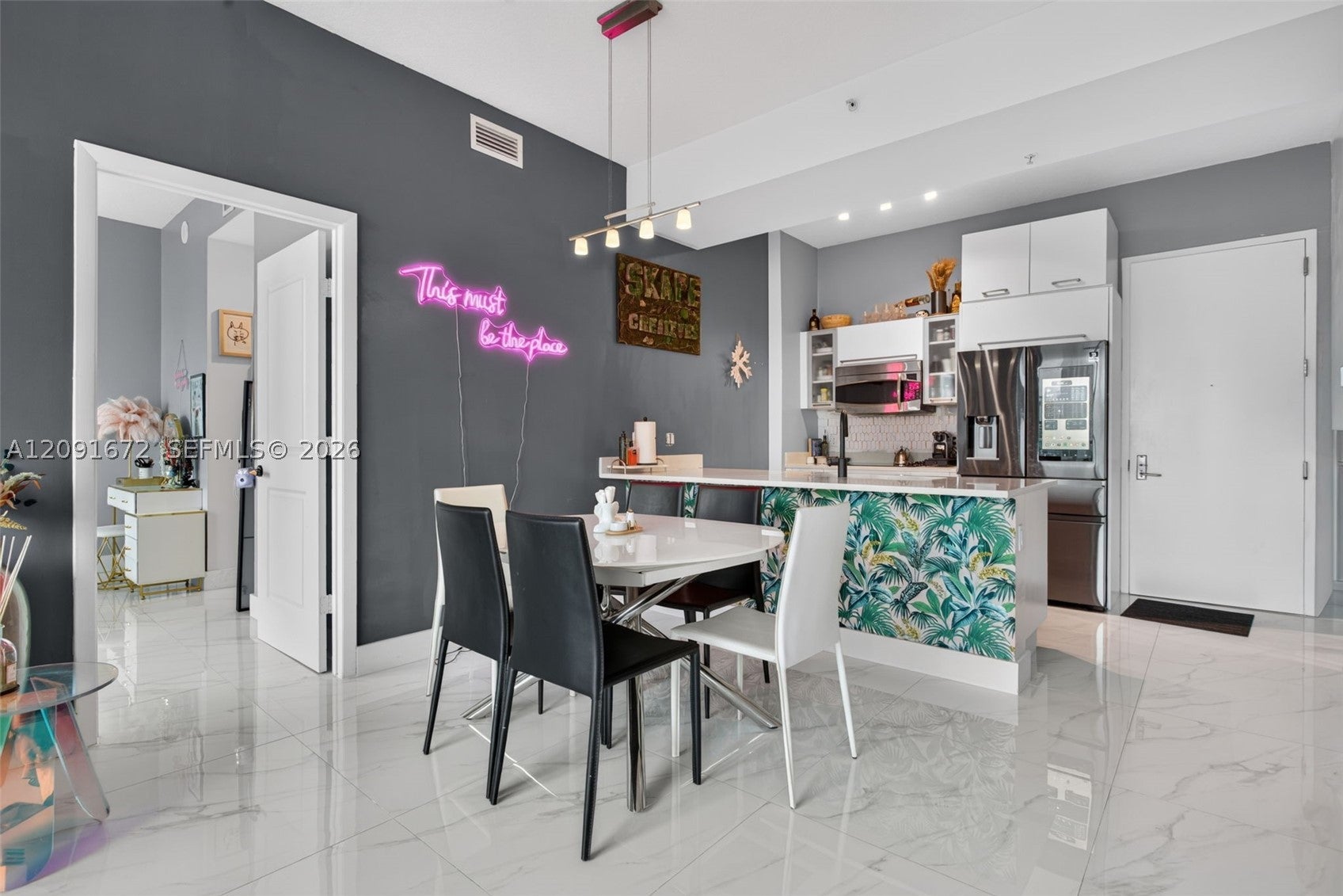 333 NE 24 st PH12