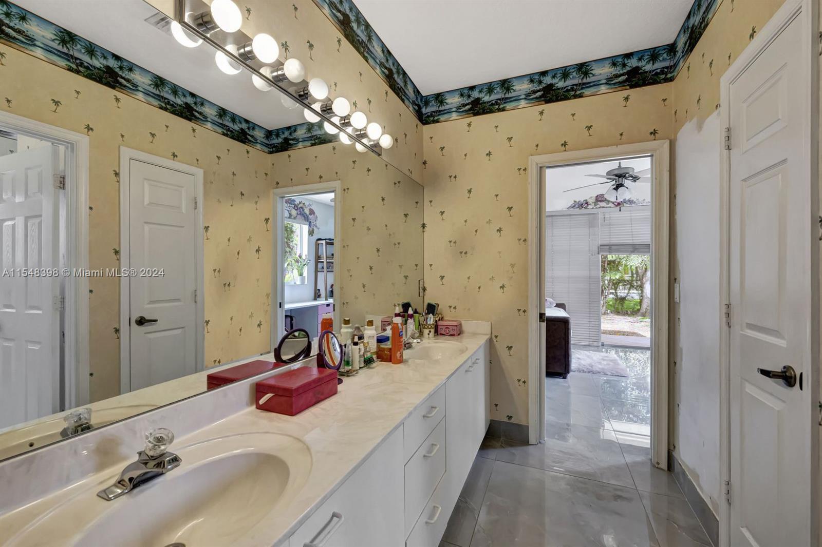 FOREST LAKE ESTATES - Residential