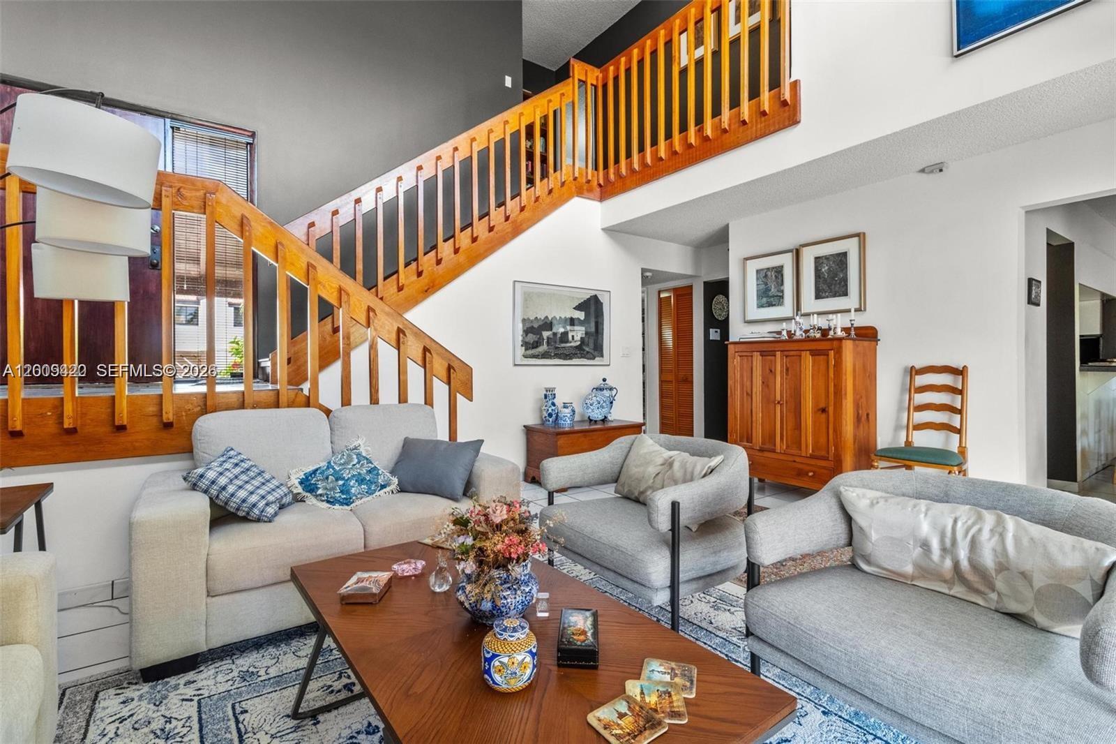 12518 SW 94th Ter 12518