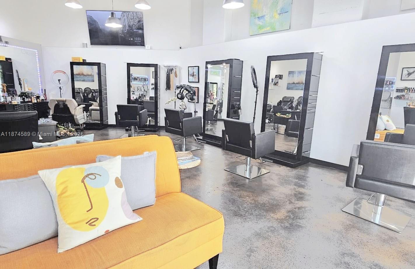 View photos, virtual tours, details... 90 SW 3rd St