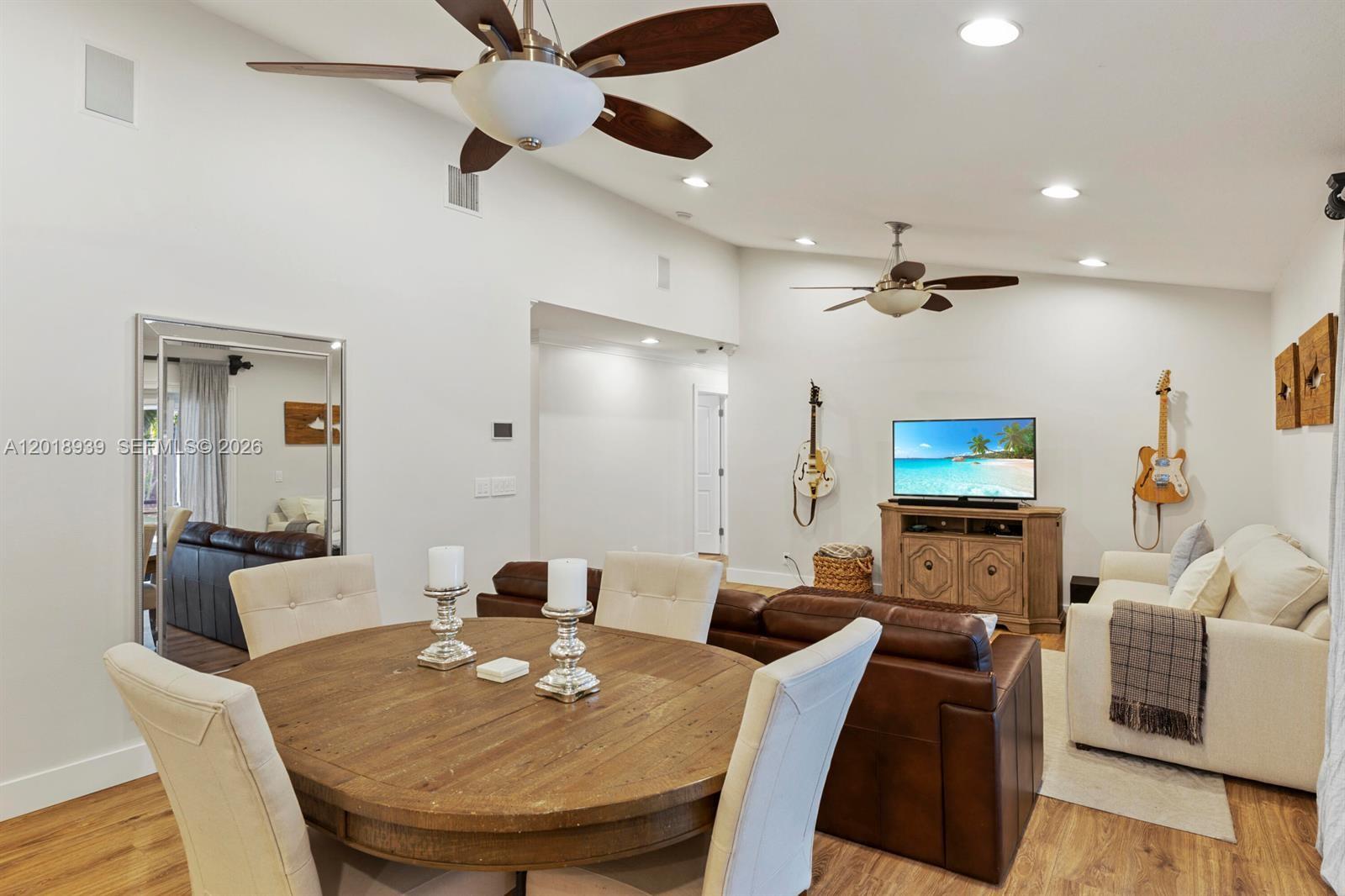 EASTWOOD OF WELLINGTON 2 - Residential