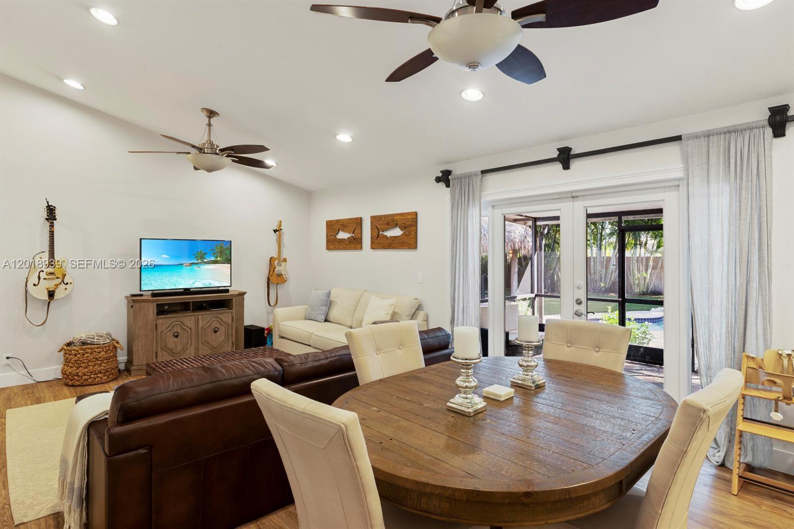 EASTWOOD OF WELLINGTON 2 - Residential