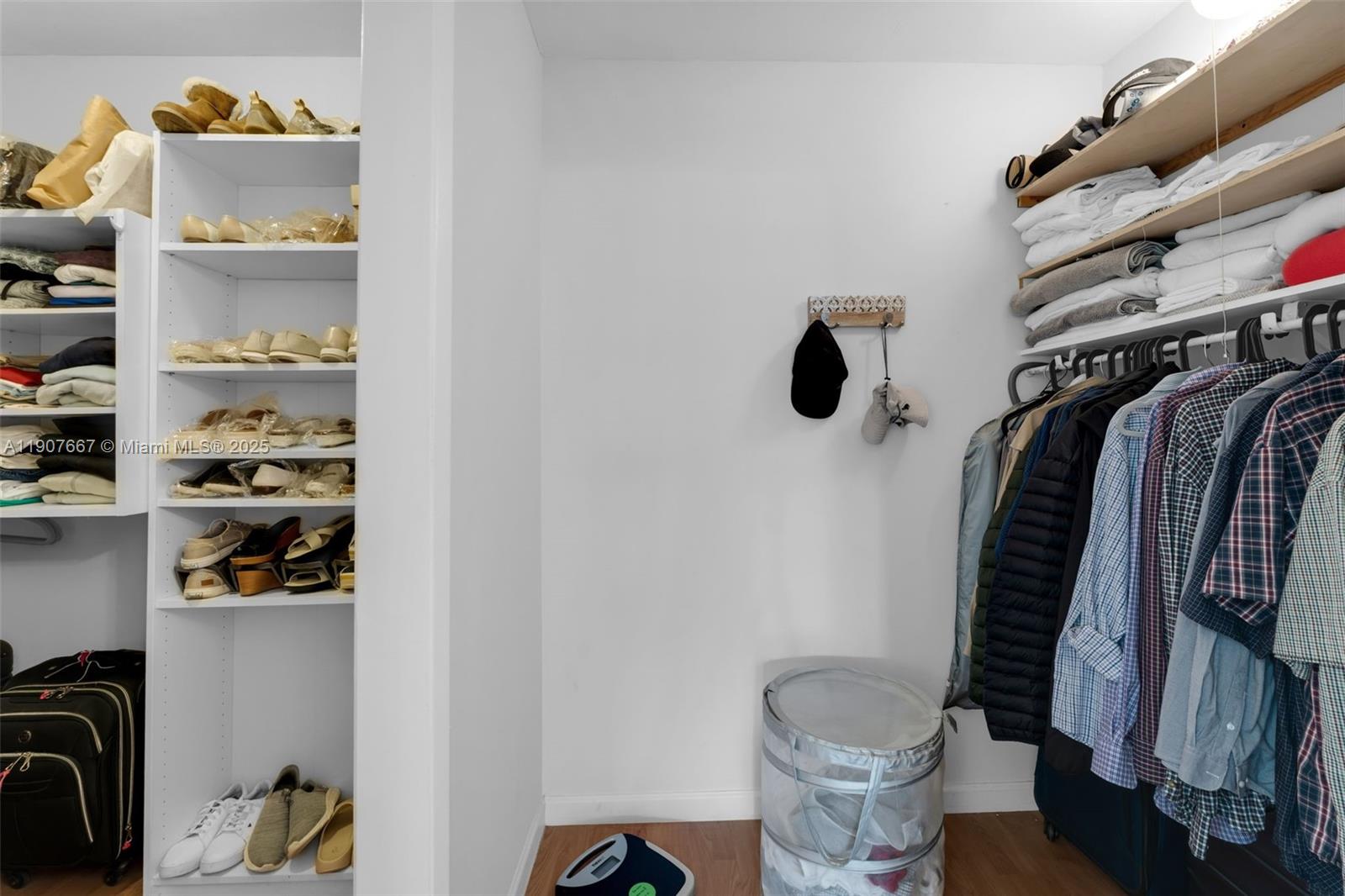 KENDLAND POINT CONDO II - Residential