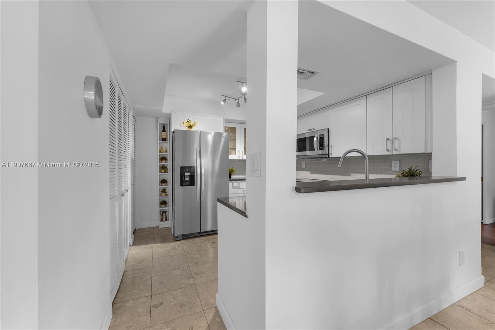 KENDLAND POINT CONDO II - Residential