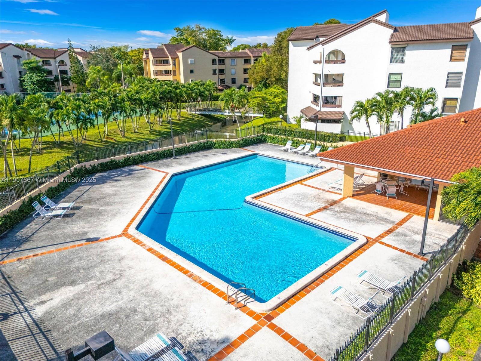 KENDLAND POINT CONDO II - Residential