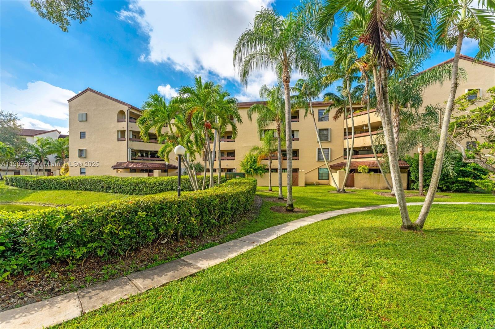 KENDLAND POINT CONDO II - Residential