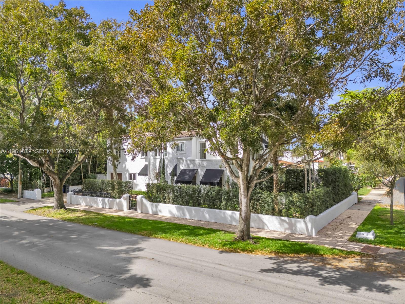 CORAL GABLES GRANADA SEC - Residential