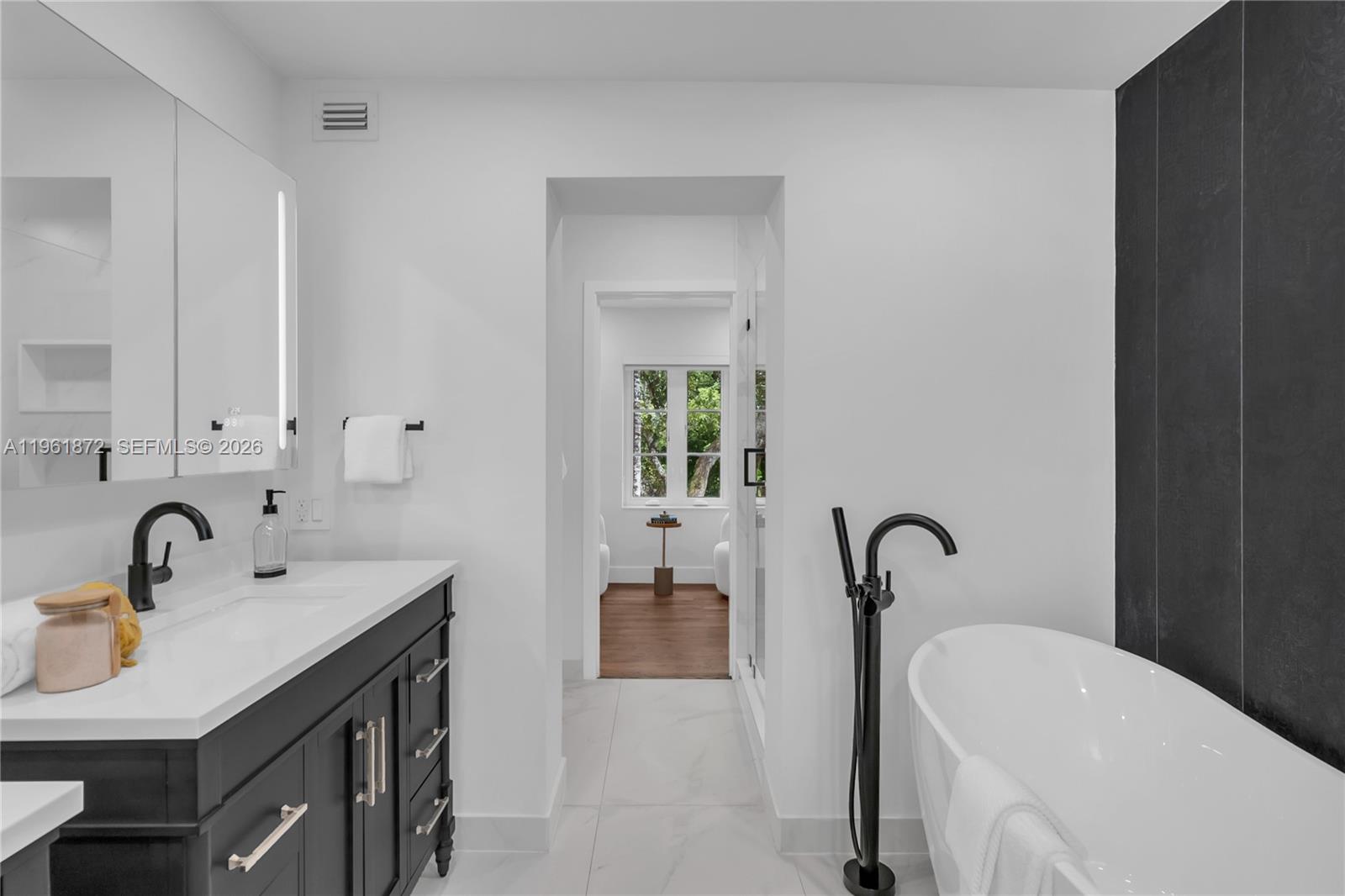 CORAL GABLES GRANADA SEC - Residential