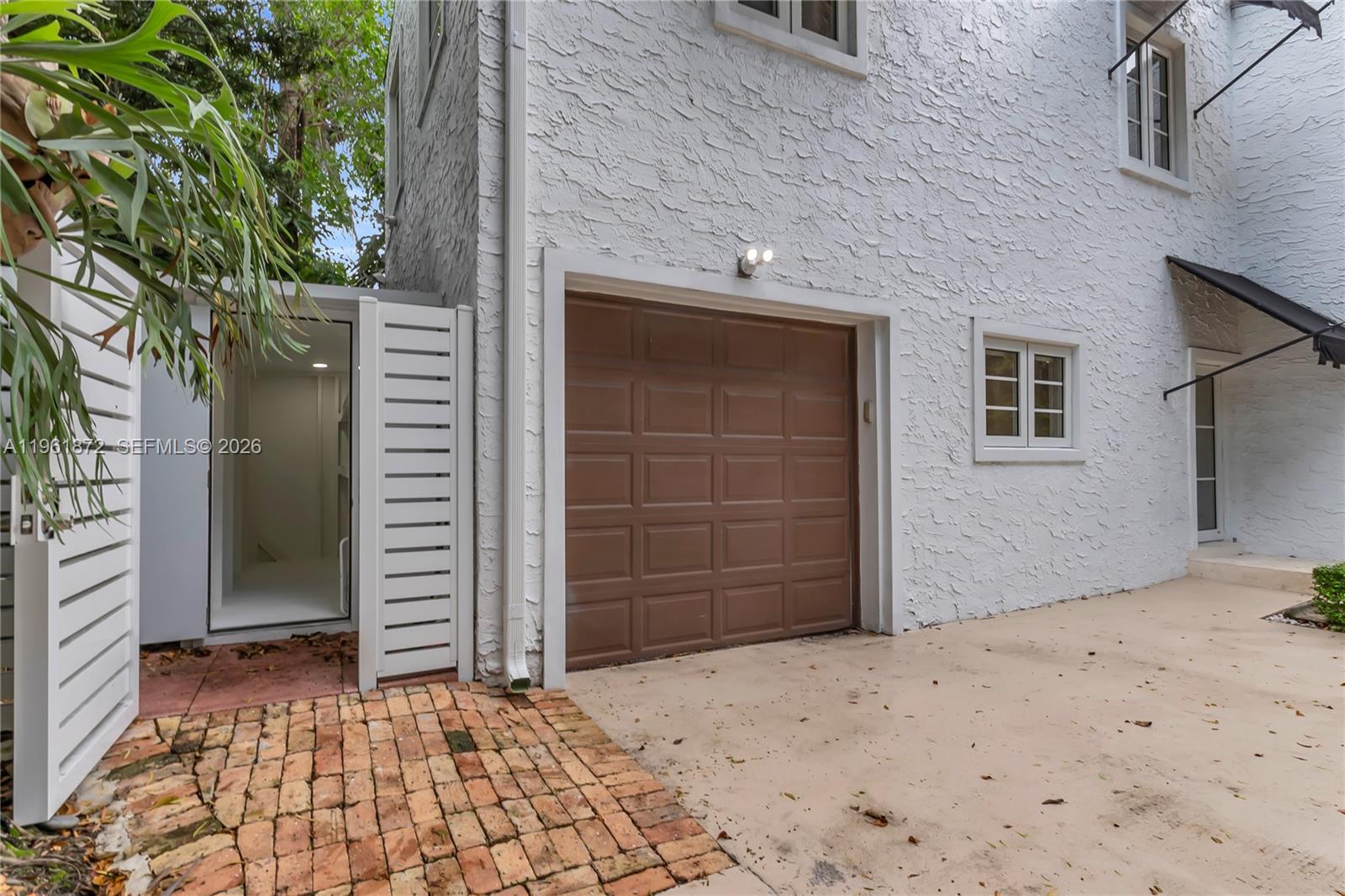 CORAL GABLES GRANADA SEC - Residential